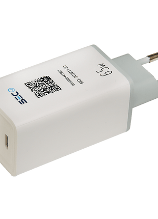 CARGADOR DE PARED TECMASTER 3 PUERTOS (1 USB - A + 2 TIPO - C) CARGA RAPIDA 65W - Technosun